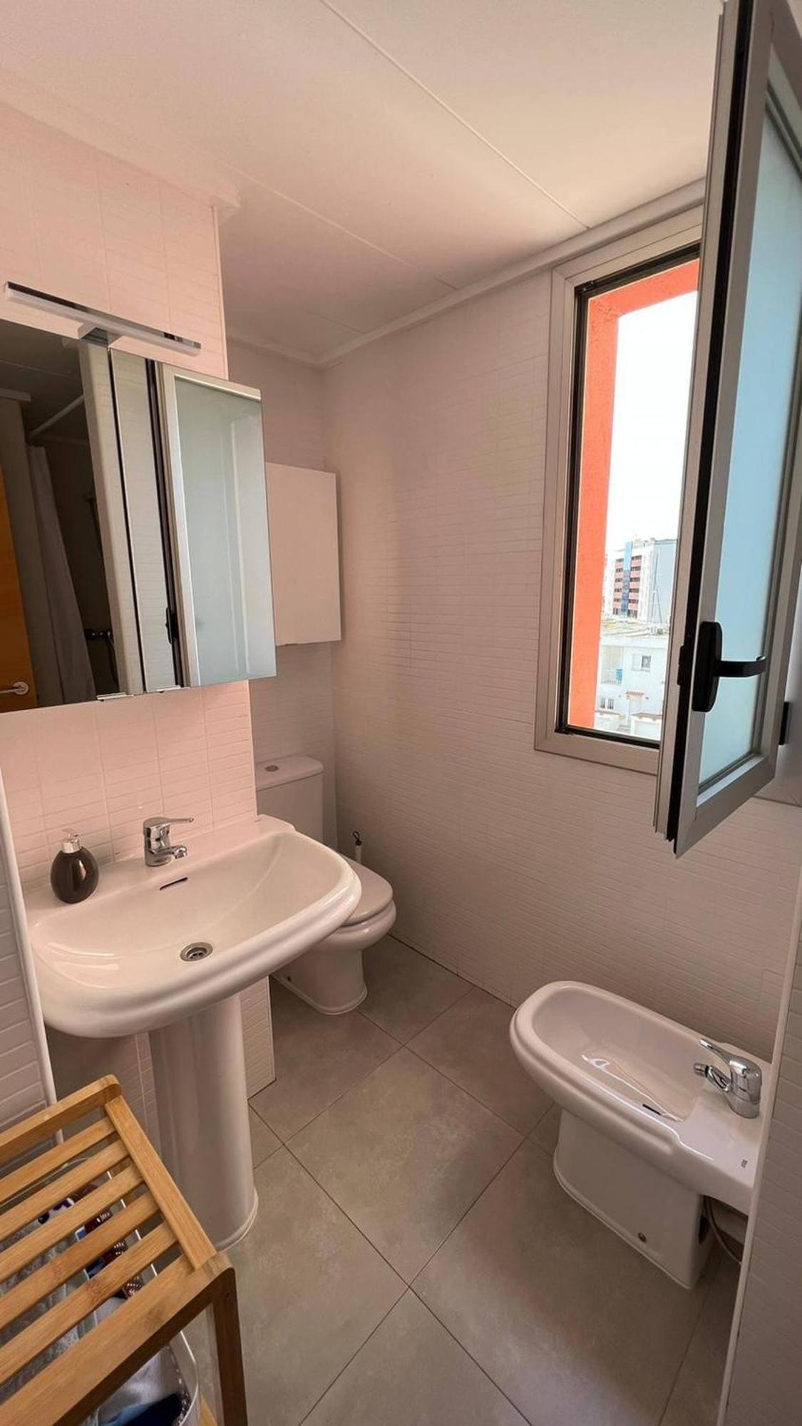 Apartamento Acogedor Con Piscina En Santa Margarita Roses Extérieur photo